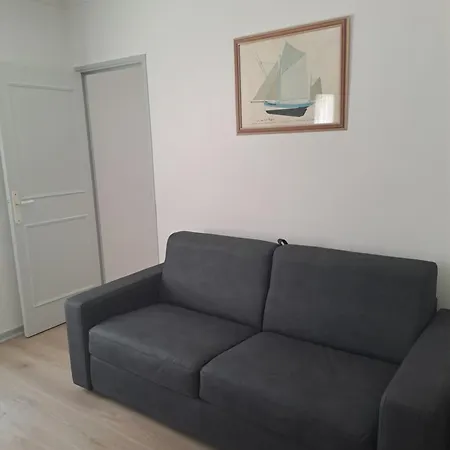 Апартаменты L'oustal De Provence Сет